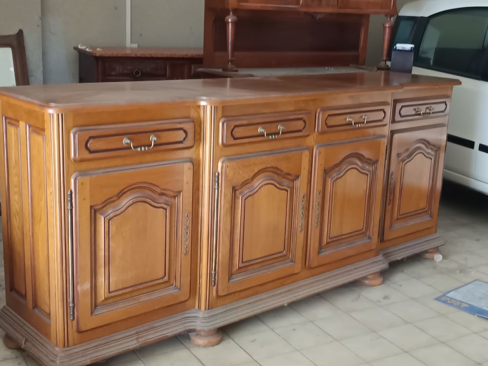 Bahut ch�ne massif L2.40 / larg  50 cm haut 1m 120 Perpignan (66)