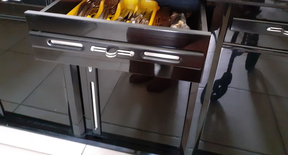 bahut laque noir dessus marbre 170 Narbonne (11)