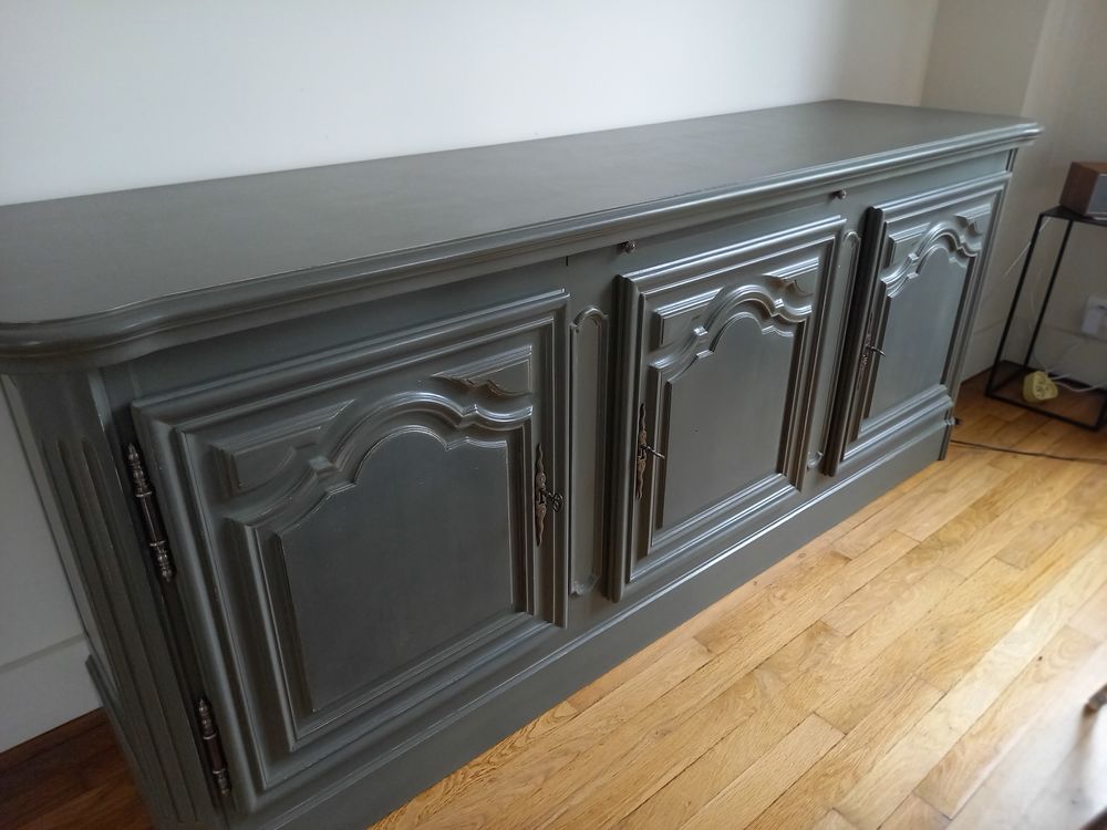 Bahut en merisier massif
200 Corcelles (58)