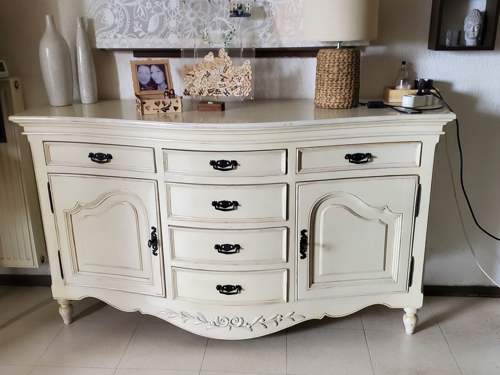 Bahut Provencal  deux Portes et Quatre Tiroirs 350 La Fare-les-Oliviers (13)