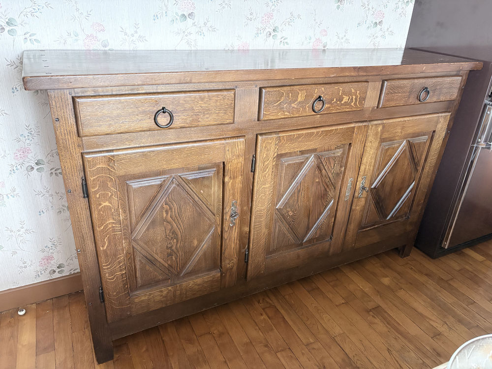 Bahut rustique 250 Brive-la-Gaillarde (19)