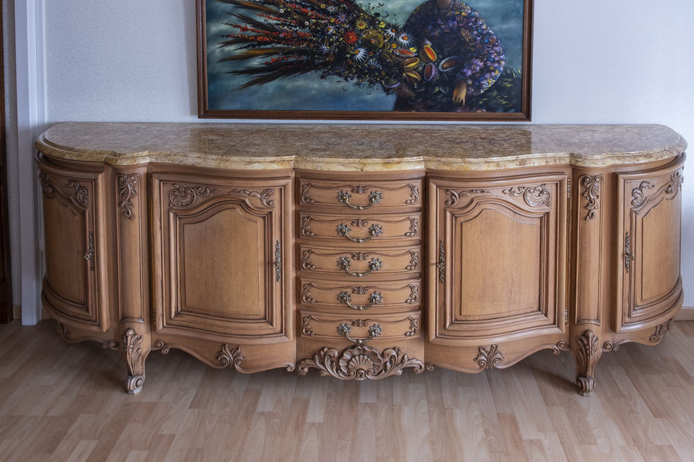 Bahut style Louis XV ch�ne massif 2850 Han-sur-Meuse (55)