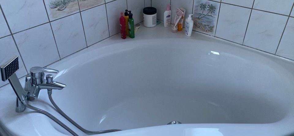 Baignoire d angle blanche 120 Norrent-Fontes (62)