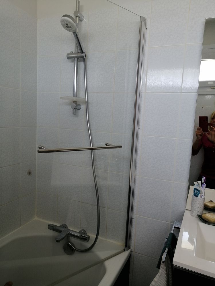 baignoire avec equipement 100 La Rochelle (17)