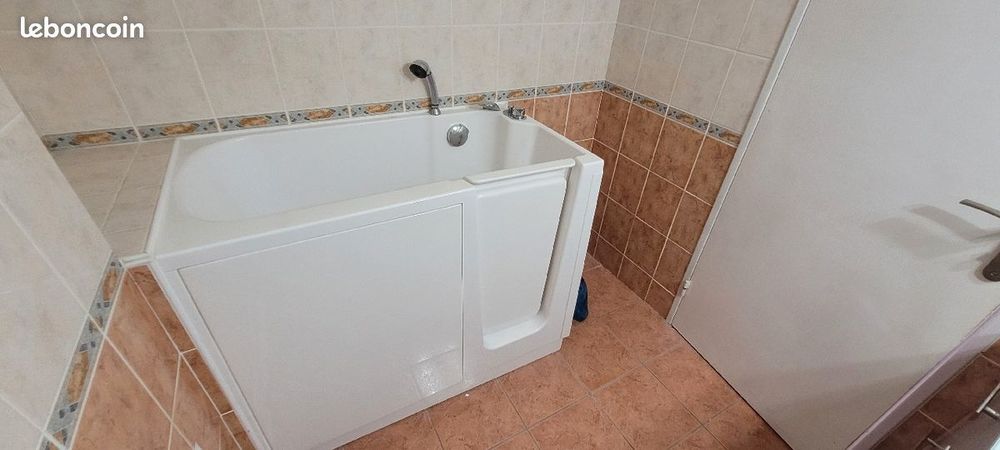 Baignoire avec porte - 65 cm 400 Bordeaux (33)