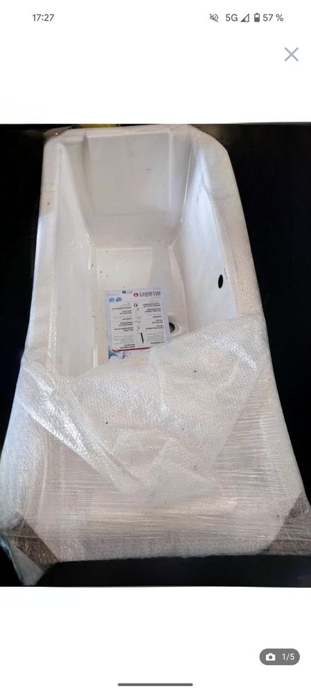 Baignoire avec syst�me d'�vacuation 150 Naves (03)