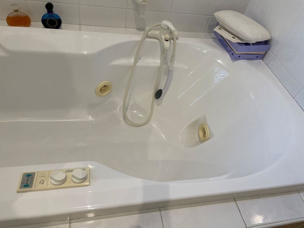 BAIGNOIRE BALNEO JACCUZZI 50 Le Grand-Village-Plage (17)