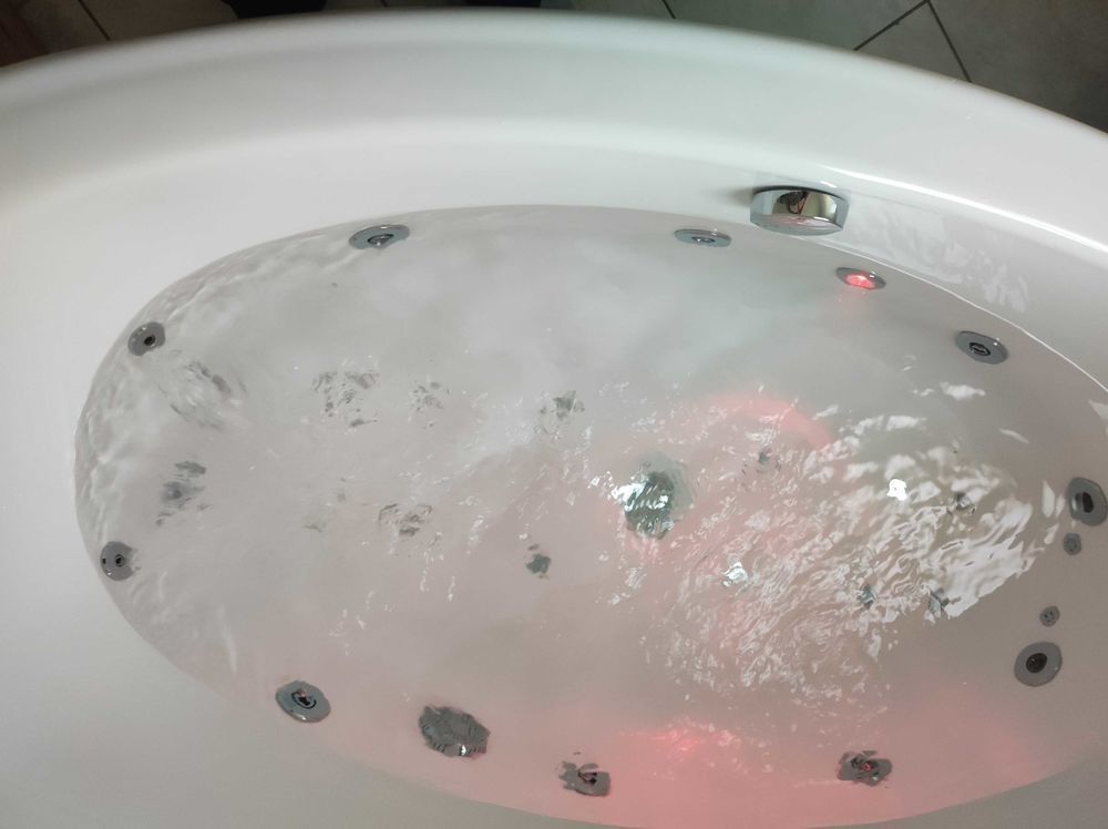 baignoire+baln�o 400 Foix (09)