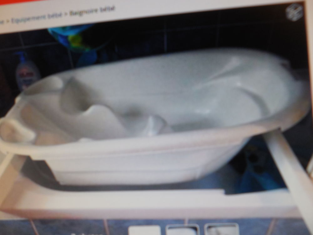 baignoire  b�b�  avec support ajustable 25 Pontault-Combault (77)