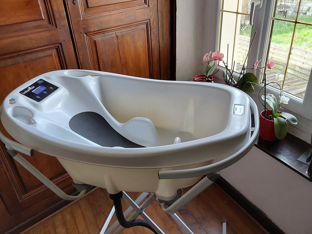 Baignoire b�b� avec �lectronique  excellente �tat 25 Lhuys (02)