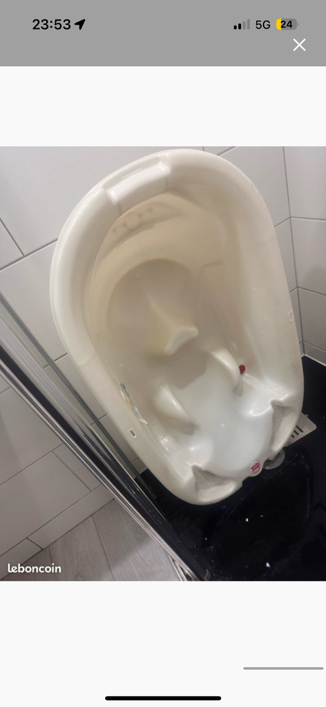 Baignoire b�b� ergonomique blanche 10 Domont (95)