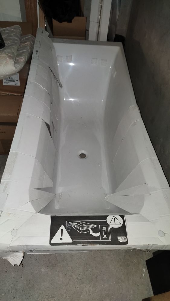 Baignoire droite JACOB DELAFON Evok acrylique 310 Vincennes (94)