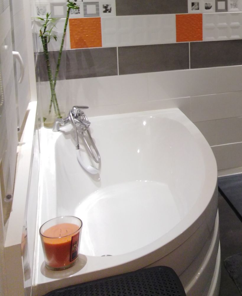 Baignoire gain de place arrondie 100 Bourgoin-Jallieu (38)