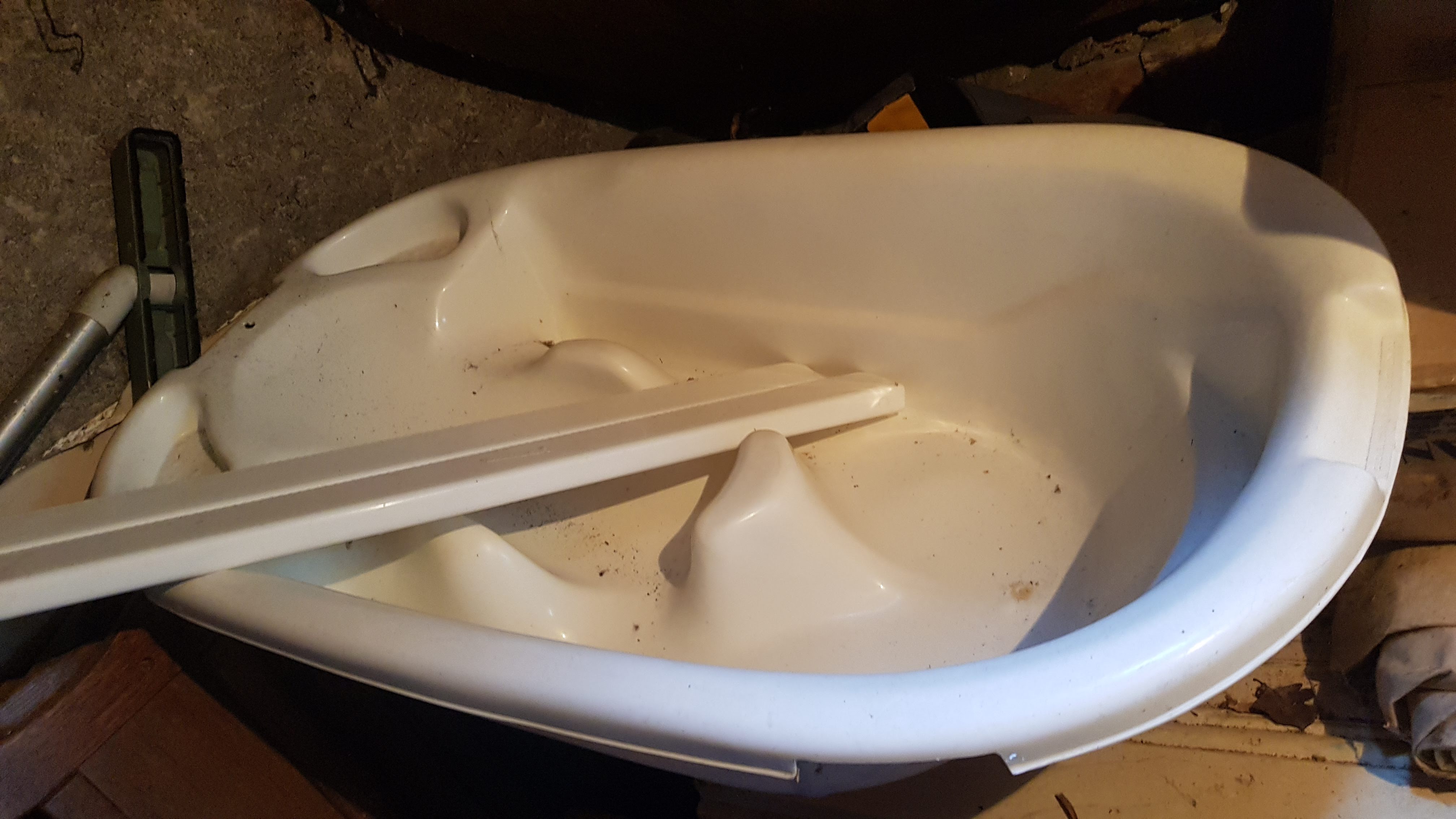 baignoire pour B�b� 0 Colmar (68)