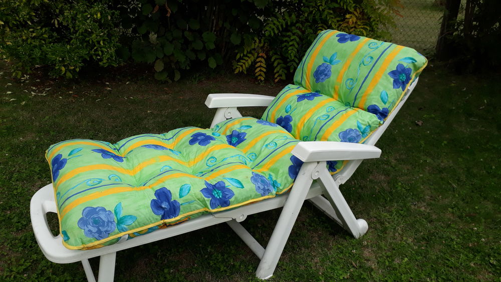 BAIN DE SOLEIL AVEC MATELAS 50 Chauny (02)