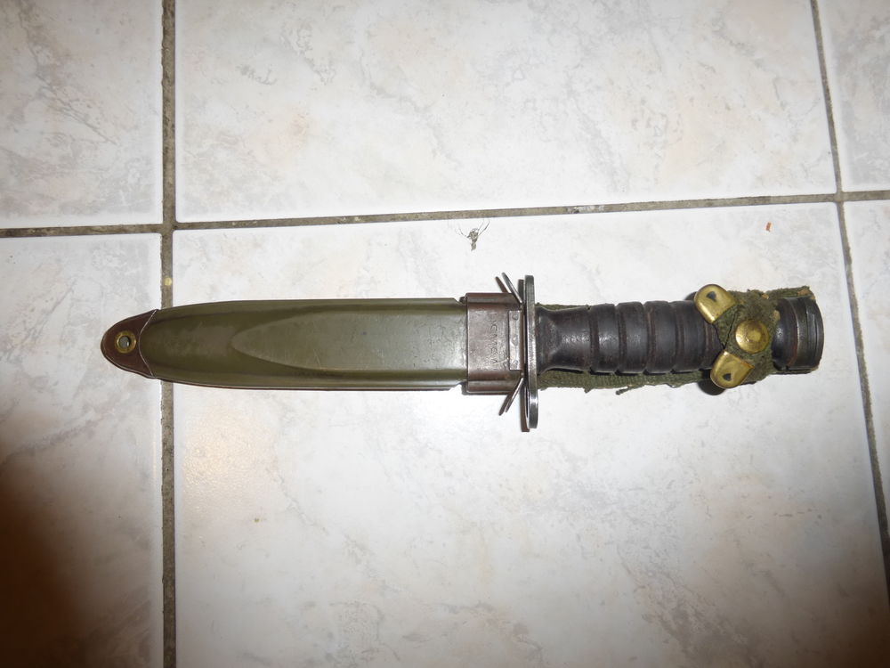 Baionnette USA US M4 Camillus fourreau USM8AI 250 Villard-Bonnot (38)