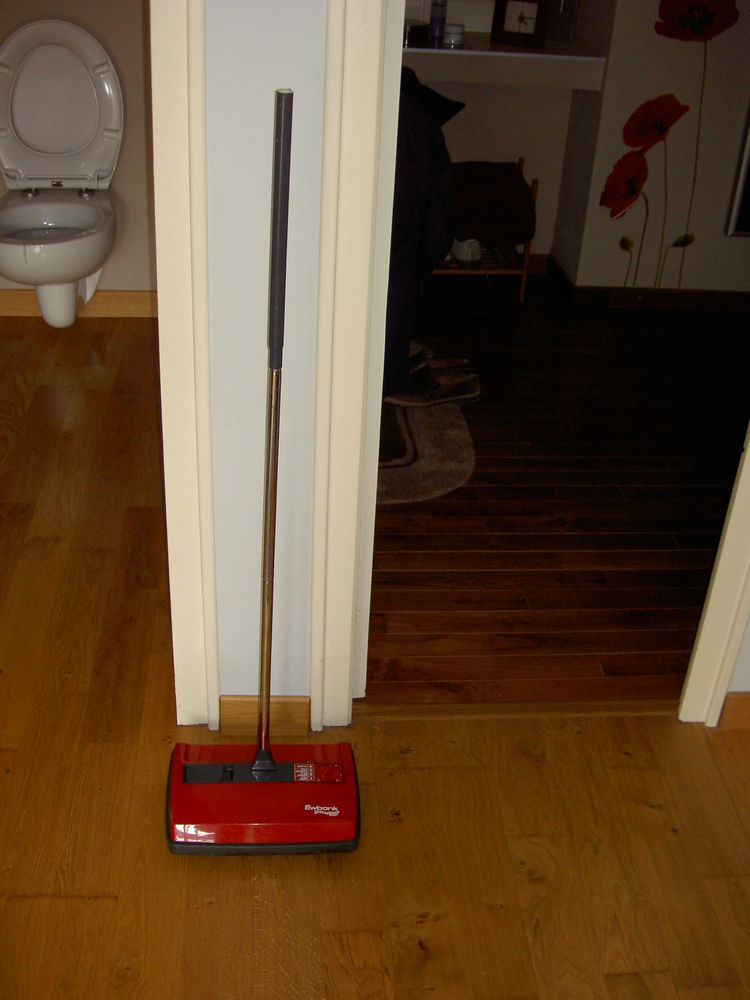 Balai m�canique pour tous sols 15 Uz�s (30)