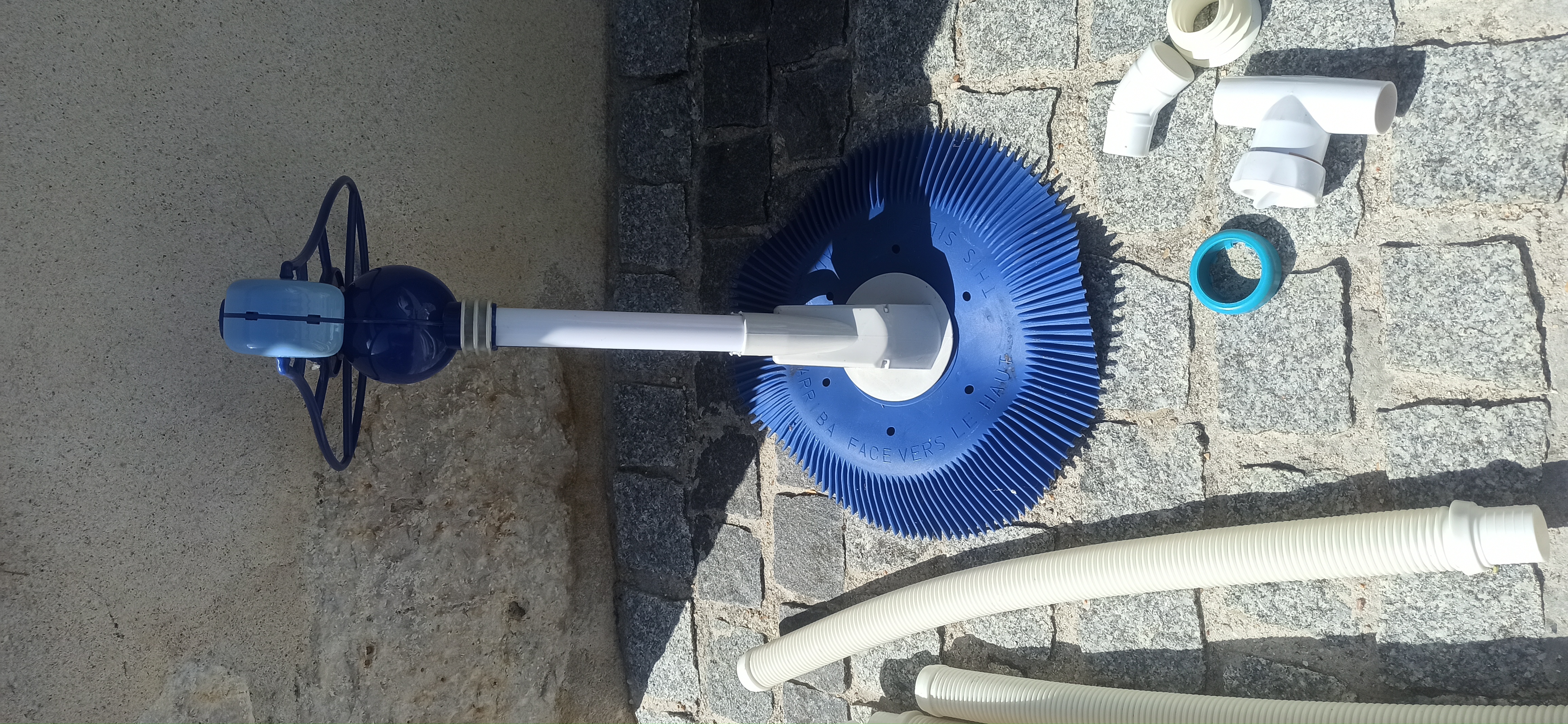 Balais aspirateur automatique de piscine 80 Villeneuve-sur-Cher (18)