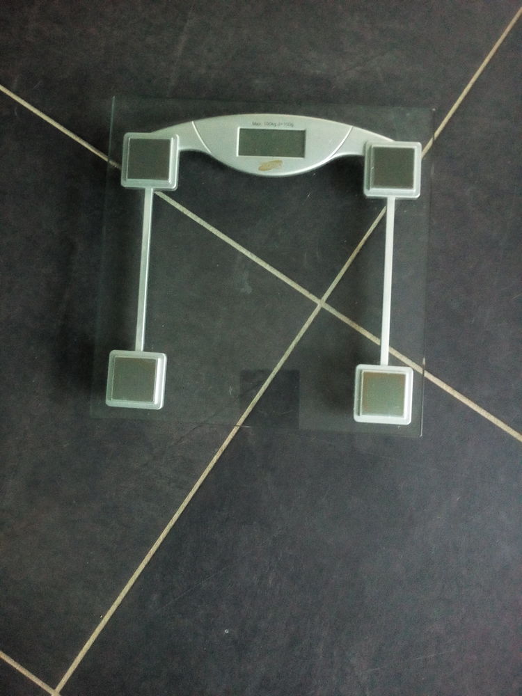 Balance P�se-Personne  Triumph  Charge Max 150 Kgs 10 Arques (62)