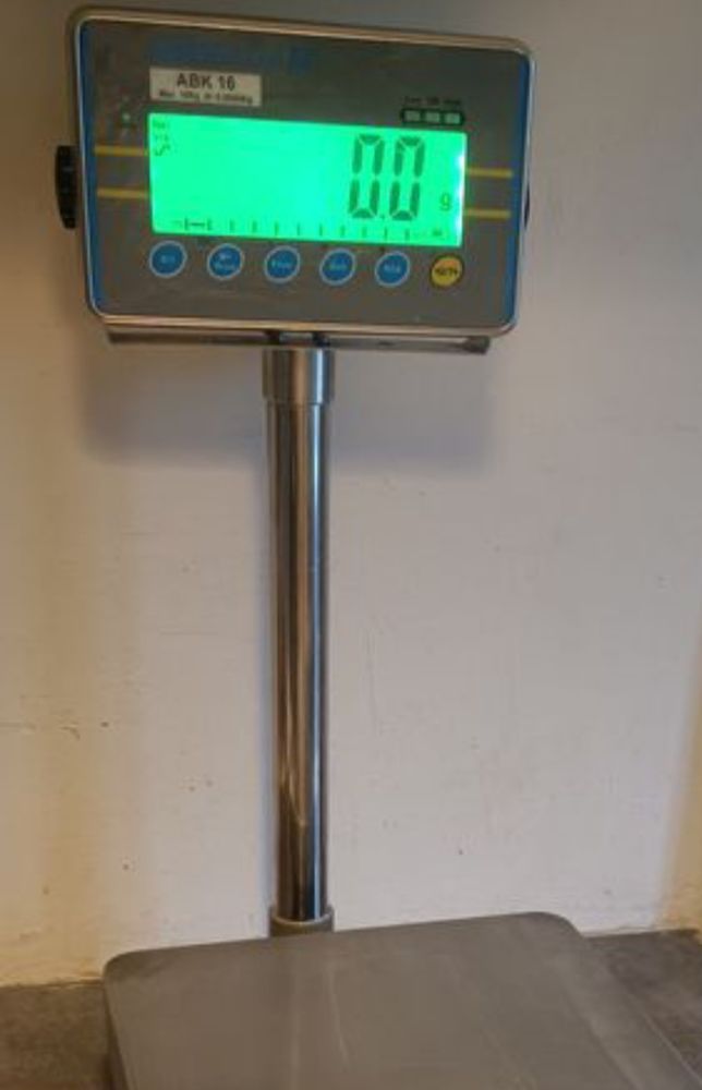 Balance plateforme/industrielle ABK 16 comme neuve 265 La Tour-du-Pin (38)