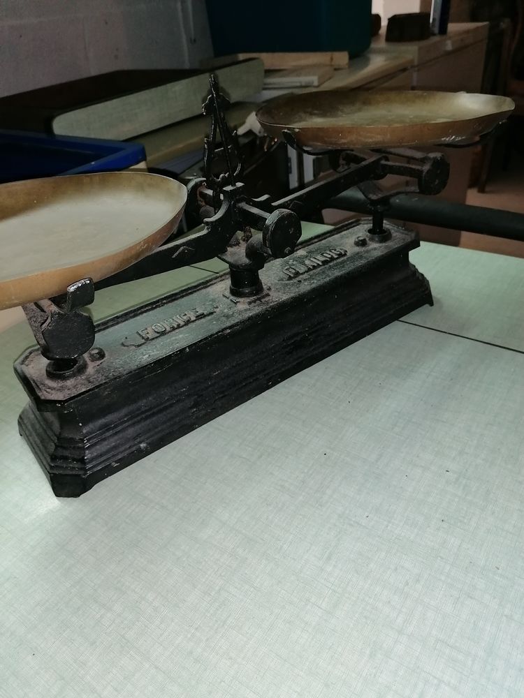 BALANCE ROBERVAL � plateau 10 KG 25 Montigny-en-Ostrevent (59)