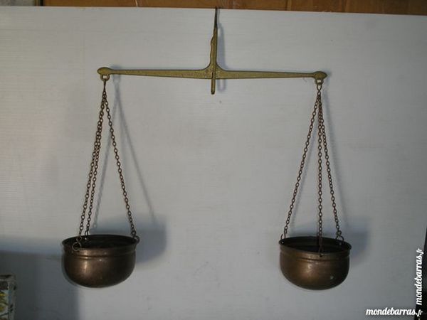 BALANCE SUSPENDUE D2CORATIVE. 10 Le Tremblay-sur-Mauldre (78)