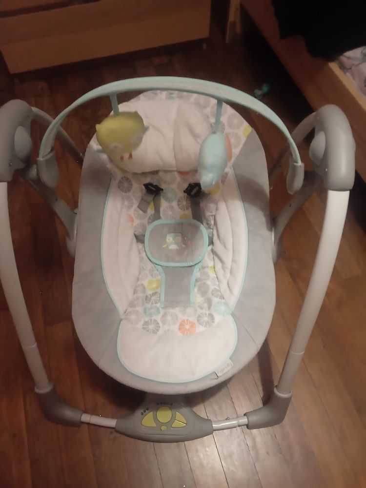 Balancelle b�b� 25 Reims (51)