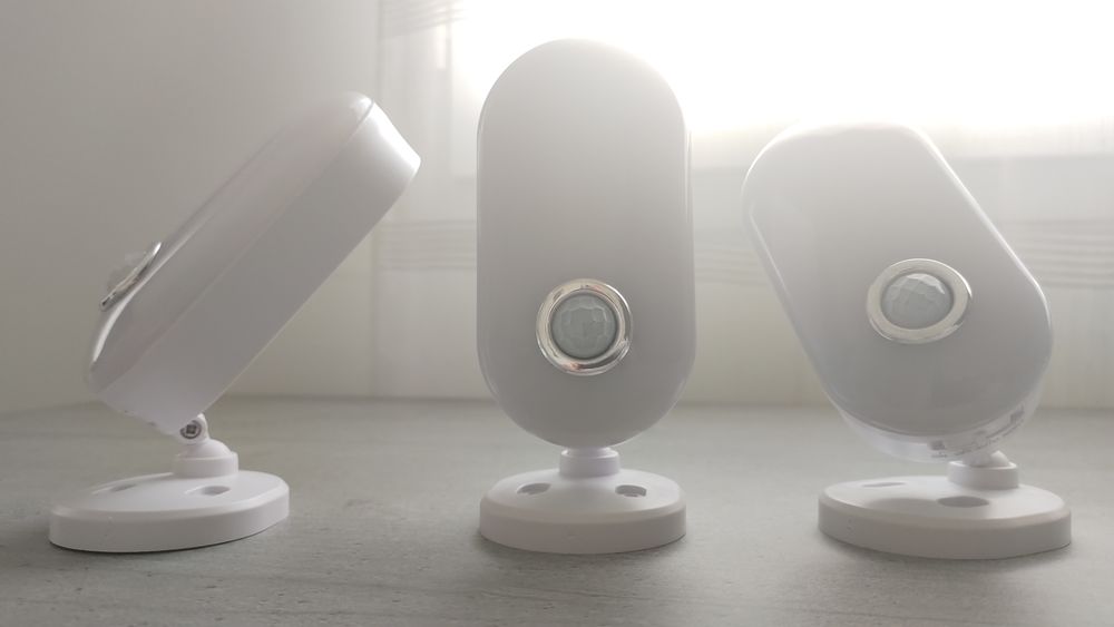 Lot de 3 Balises LED (Neuves) avec D�tecteur de Mouvement 15 Maureilhan (34)