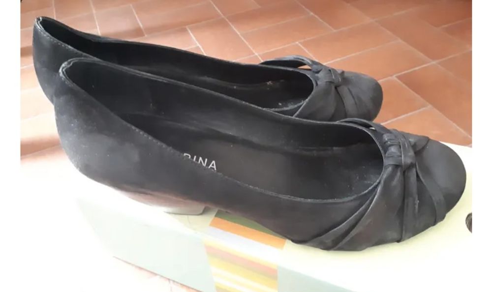 Balllerines noires � talons larges San Marina 6 Chelles (77)