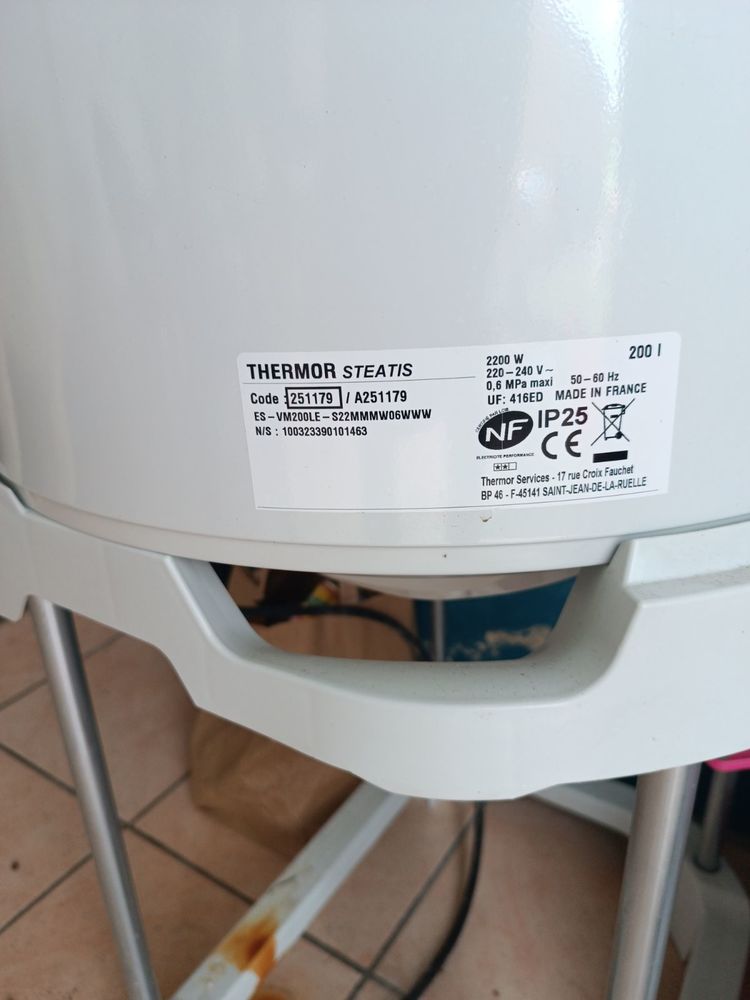 Ballon d eau chaude 200 Bollezeele (59)