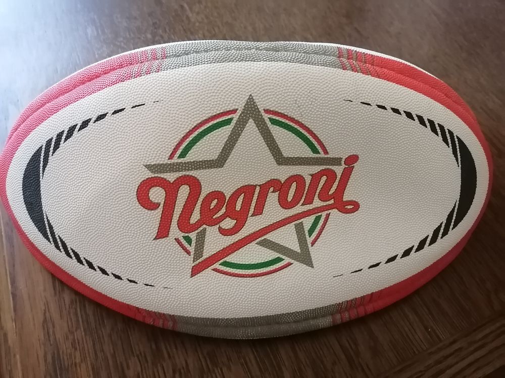Ballon de rugby 8 La Salvetat-Saint-Gilles (31)
