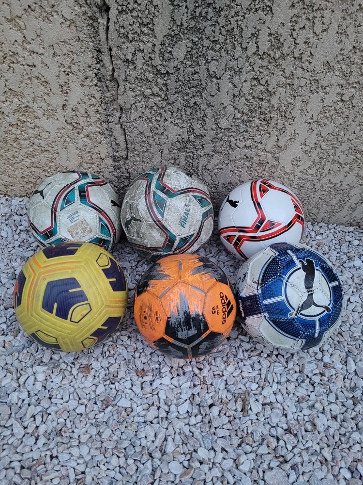 Ballons de football - PUMA, ADDIDAS, NIKE (A r�cup�rer sur place. Les 6 ballons. Pas de n�gociation) 50 Agde (34)