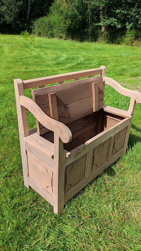 Banc en ch�ne avec coffre 130 Noyers-Bocage (14)