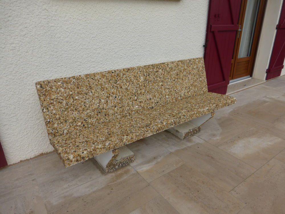 banc de jardin en b�ton gravillonn� 100 Ch�tillon-sur-Seine (21)