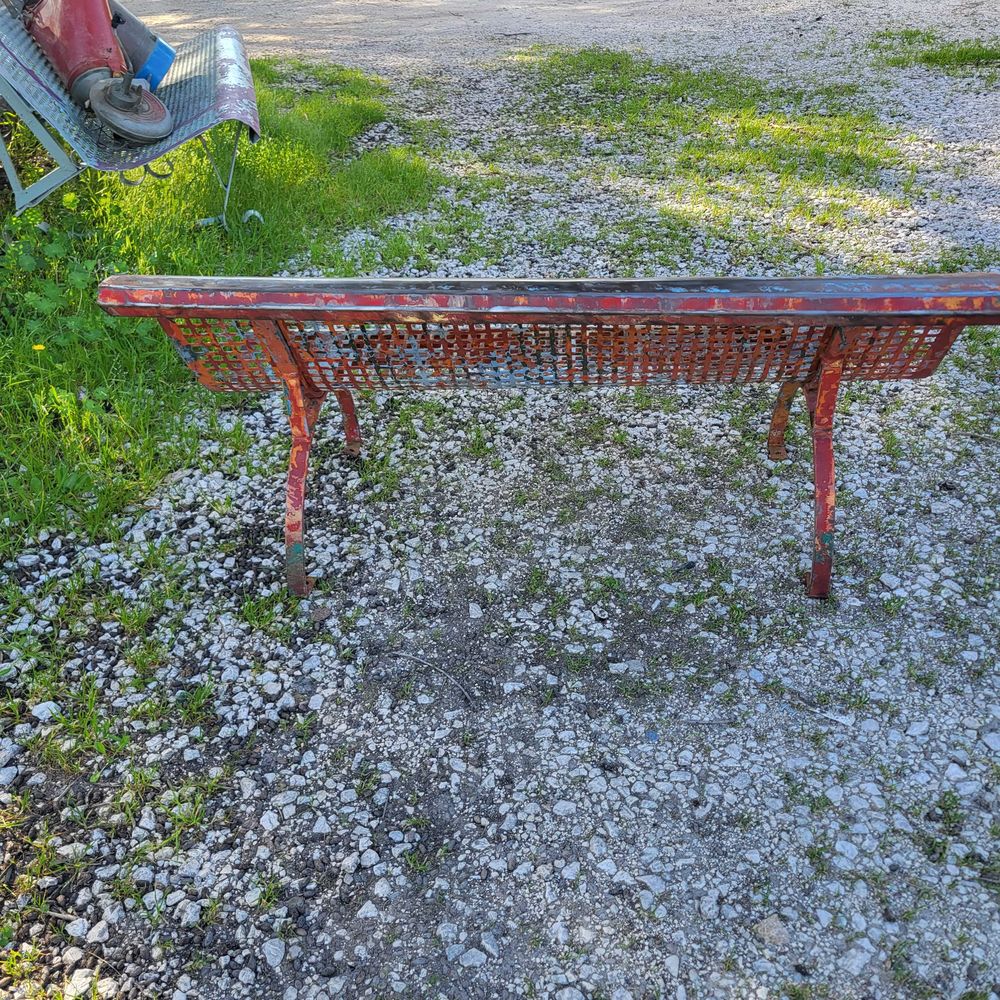 banc de jardin public fer forg� ancien pour enfant tr�s rare 220 La Farl�de (83)