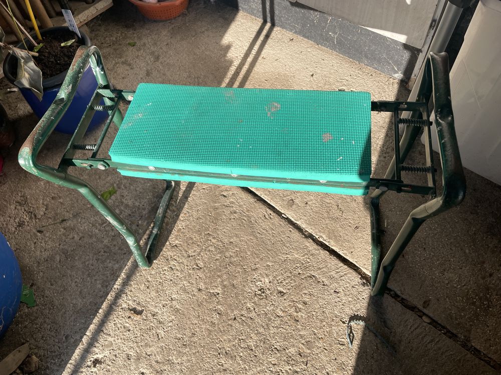 Banc jardin 50 La Neuville-au-Pont (51)