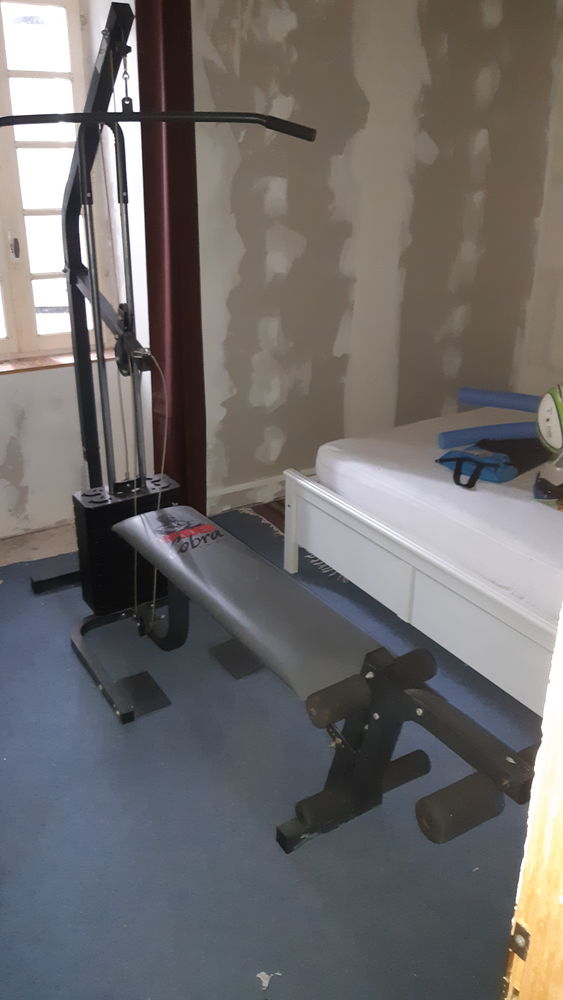 BANC MUSCULATION 300 Blaignac (33)