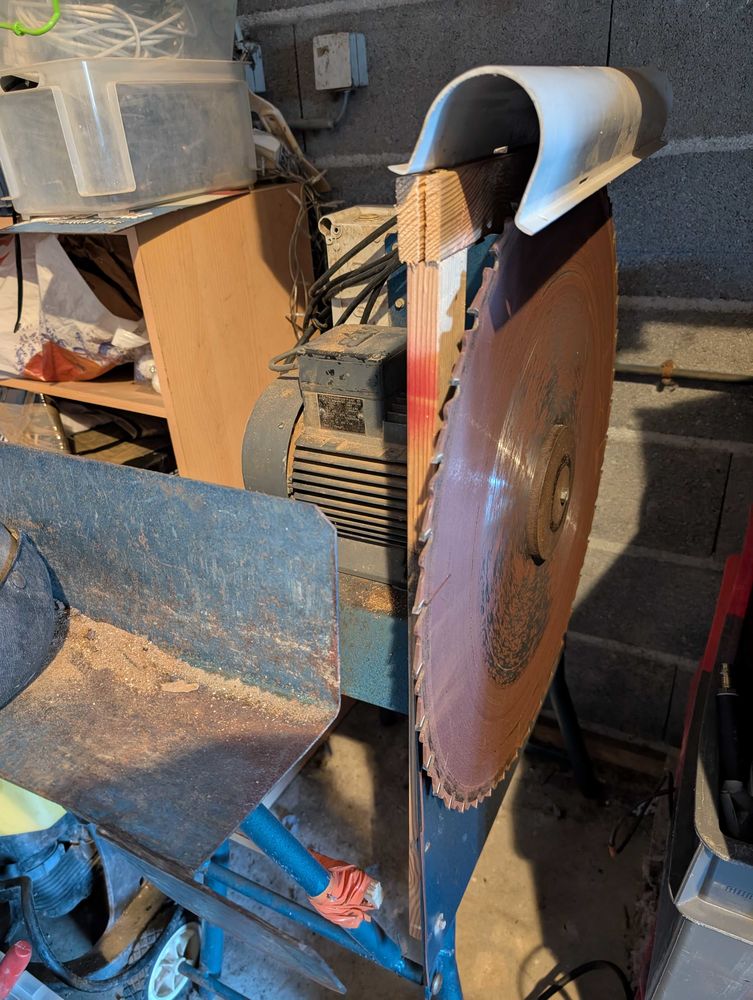 banc de scie �lectrique 220 100 Thauvenay (18)