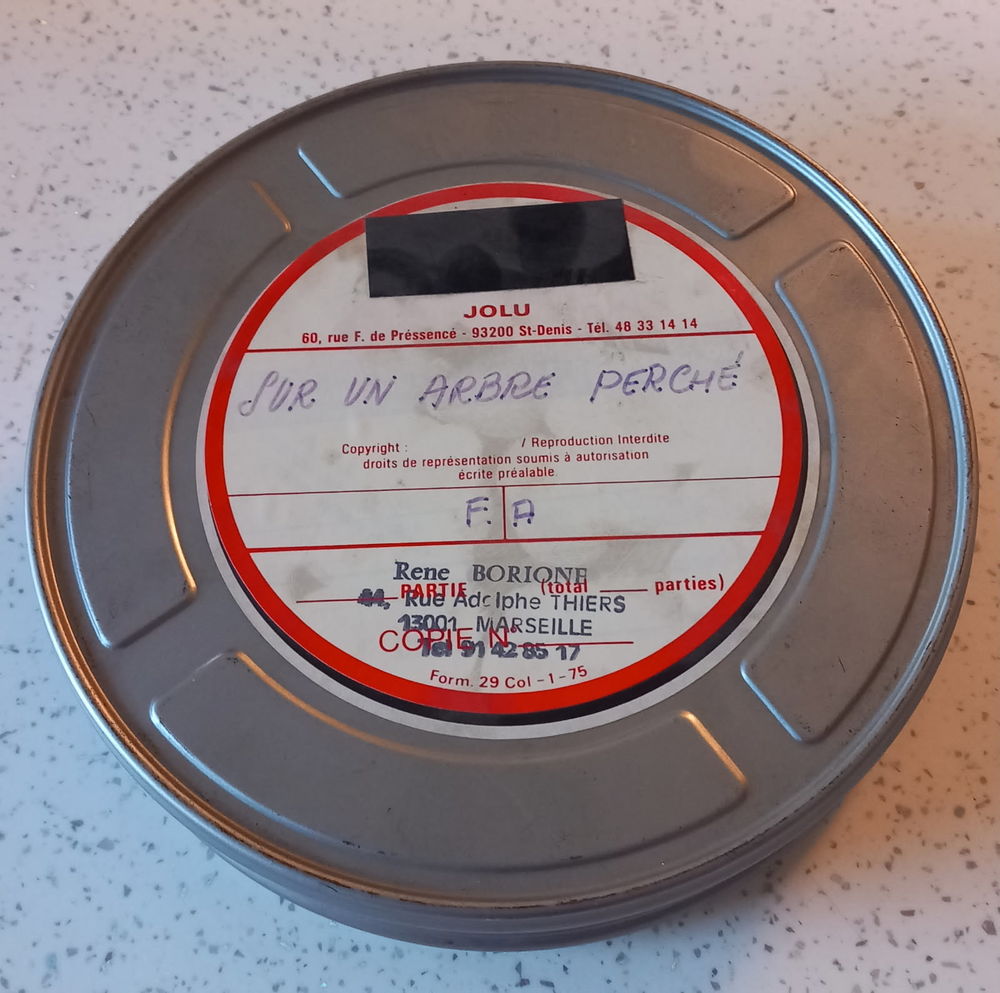 Bande annonce 35 mm Louis De Fun�s   Sur un arbre perch� 57 Cannes (06)