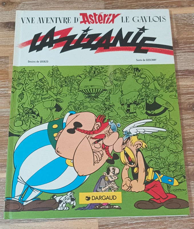Bande dessin�e Ast�rix  La Zizanie  15 Montbrun (46)