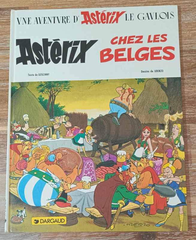 Bande dessin�e Ast�rix  Ast�rix chez les Belges  10 Montbrun (46)