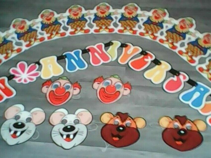 Banderoles et masques de f�te en carton 3 Jussey (70)