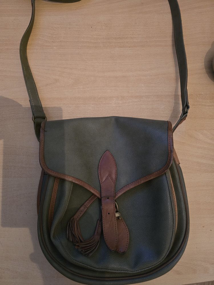 Sac bandouli�re cuir 45 Oloron-Sainte-Marie (64)