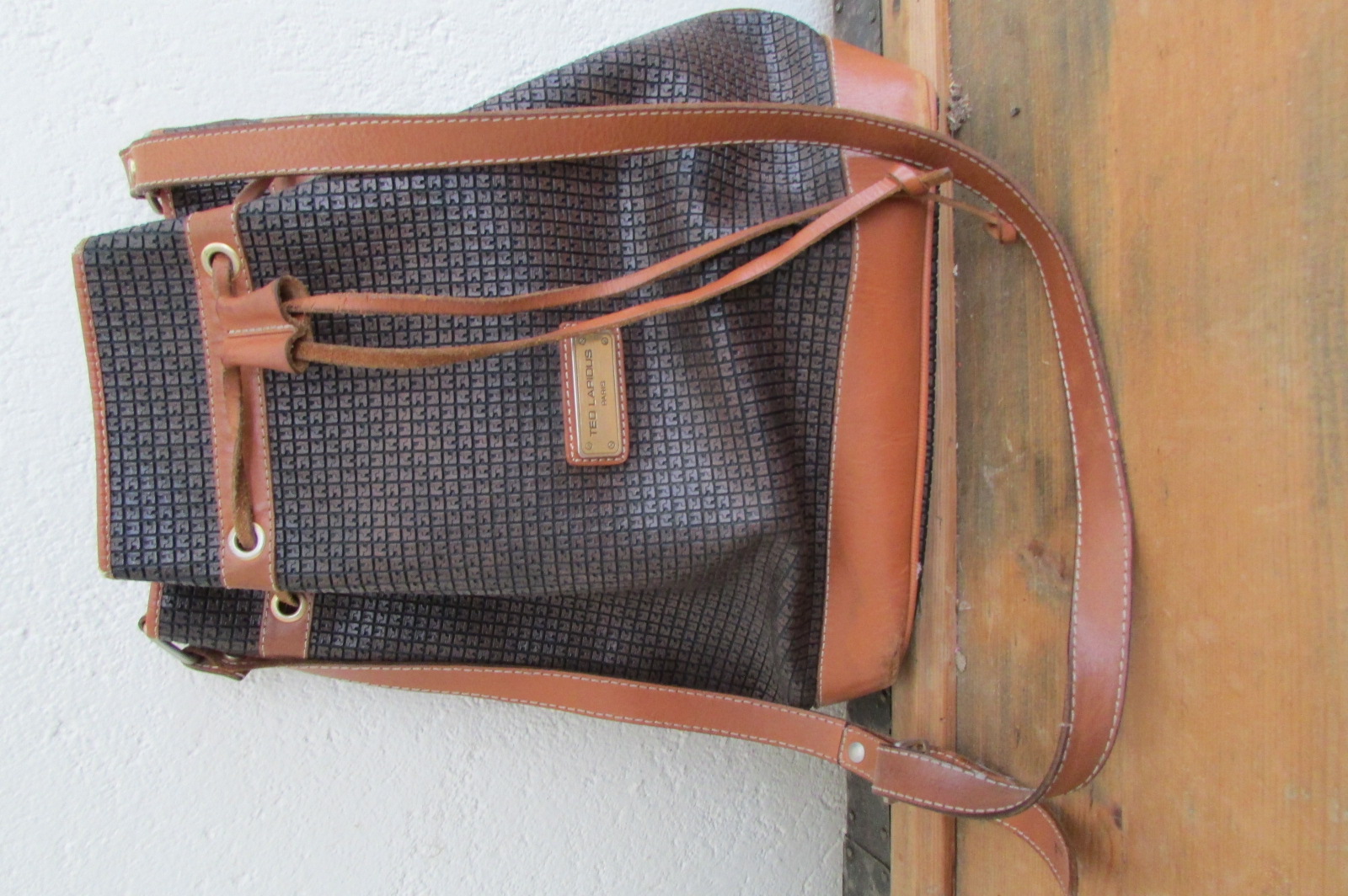 Sac bandouli�re, Ted Lapidus, vintage 85 Castres (81)