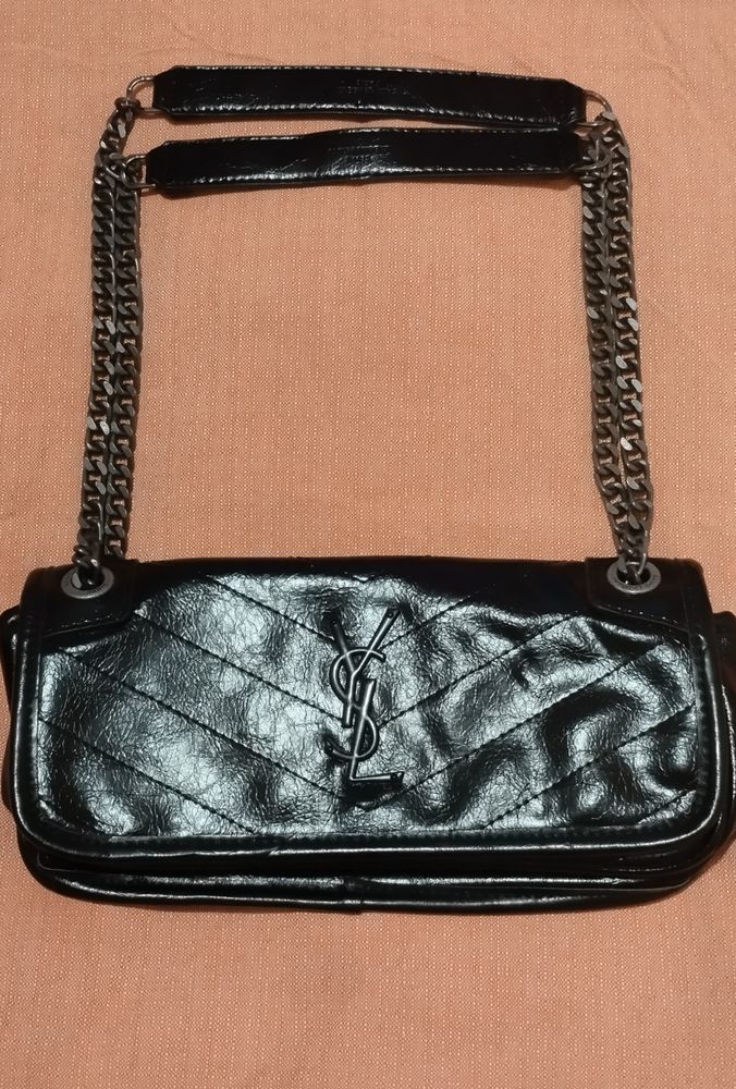 Sac bandouli�re Yves Saint Laurent 250 Ch�tillon (92)