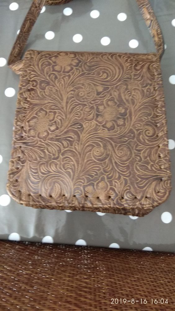 Sac bandouli�re 8 Ivry-sur-Seine (94)