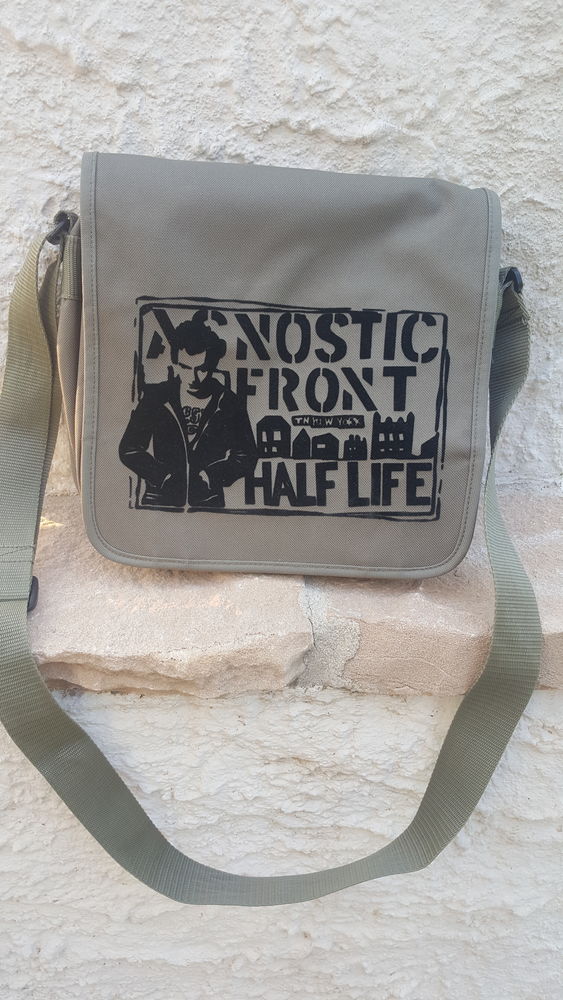 Sac bandouli�re 10 Le Teil (07)