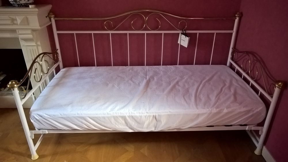 Lit banquette avec son matelas 90 Pont-de-Buis-l�s-Quimerch (29)