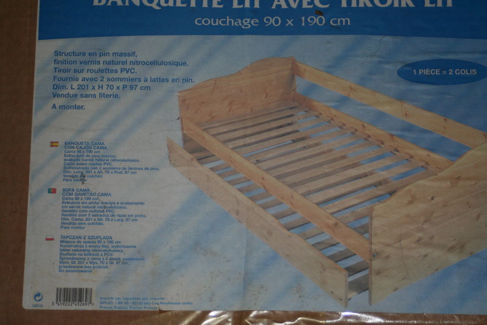 banquette-lit avec tiroir lit et 2 matelas le tout neuf 140 Montclus (05)