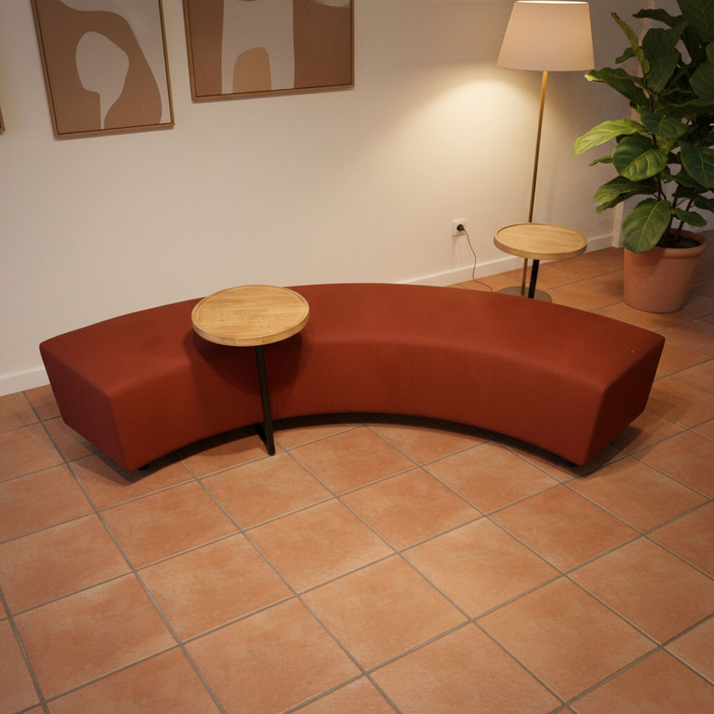 Banquette courbe orange brique pour salon ou salle d'attente 200 Cond�-sur-Risle (27)